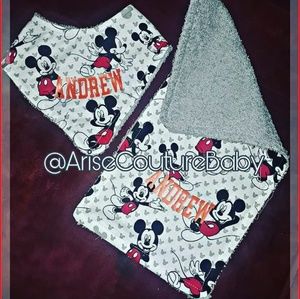 Custom Bib - Burp cloth set
